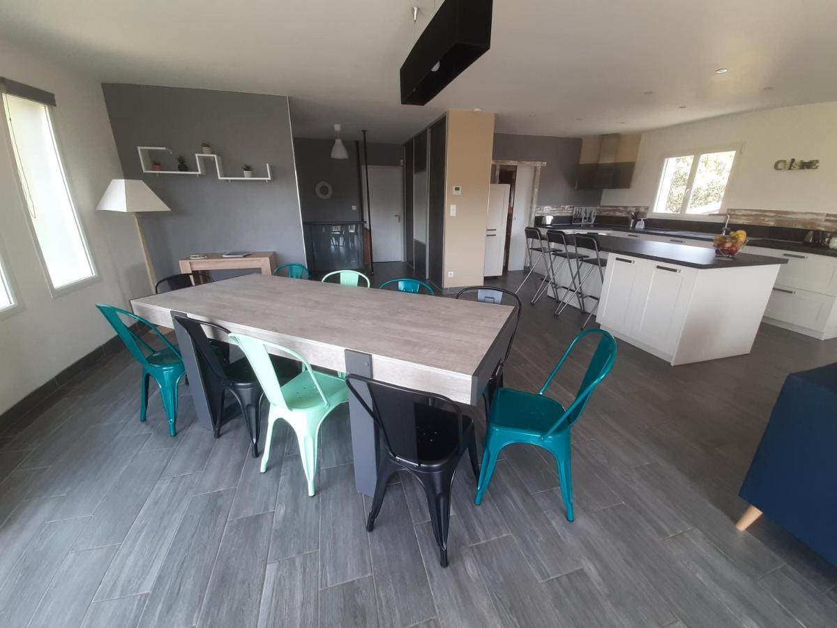 Holiday home Maison Avec Piscine A L'oree De La Foret Vals-les-Bains